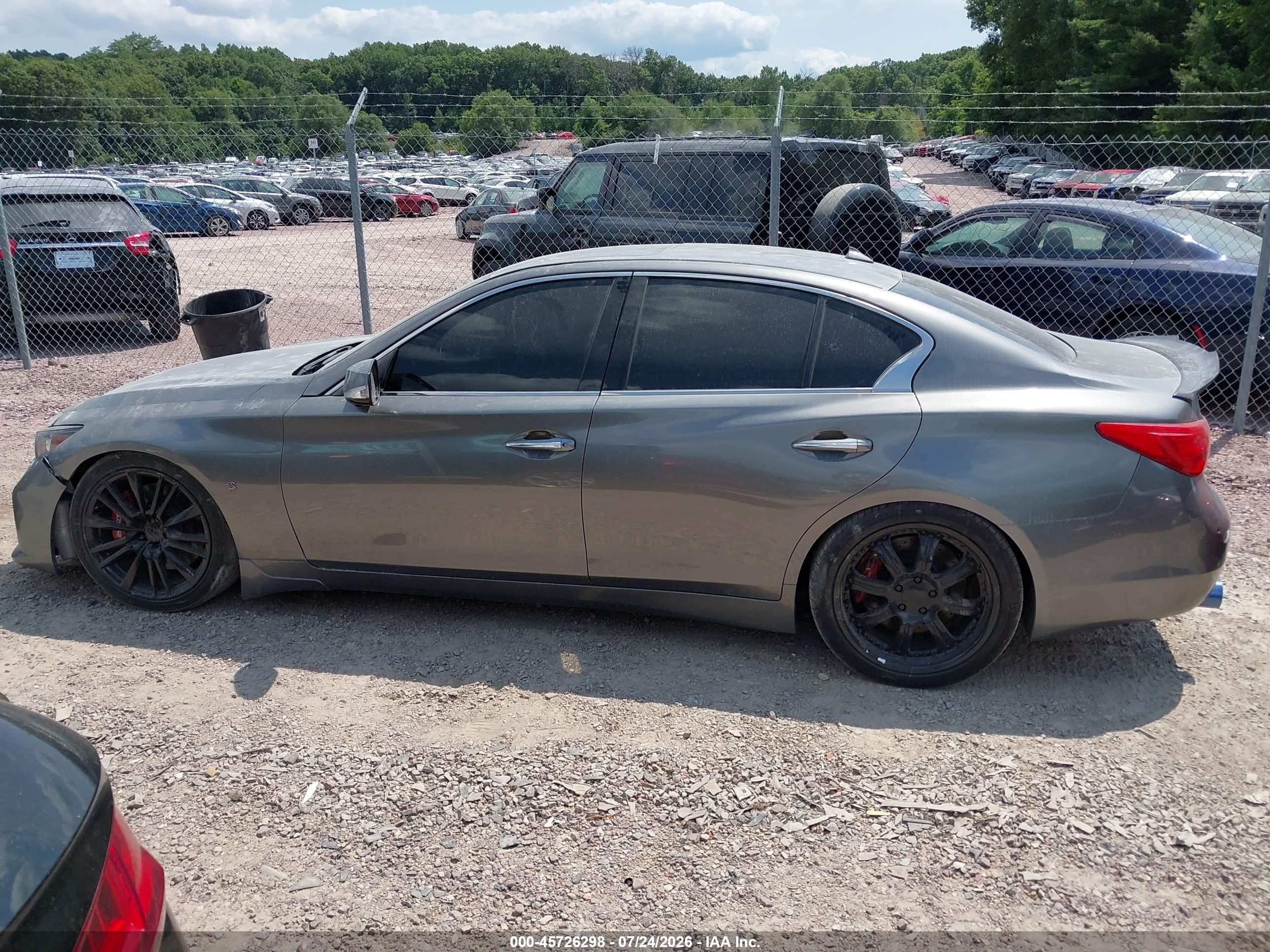 2016 INFINITI Q50 3.0T RED SPORT 400