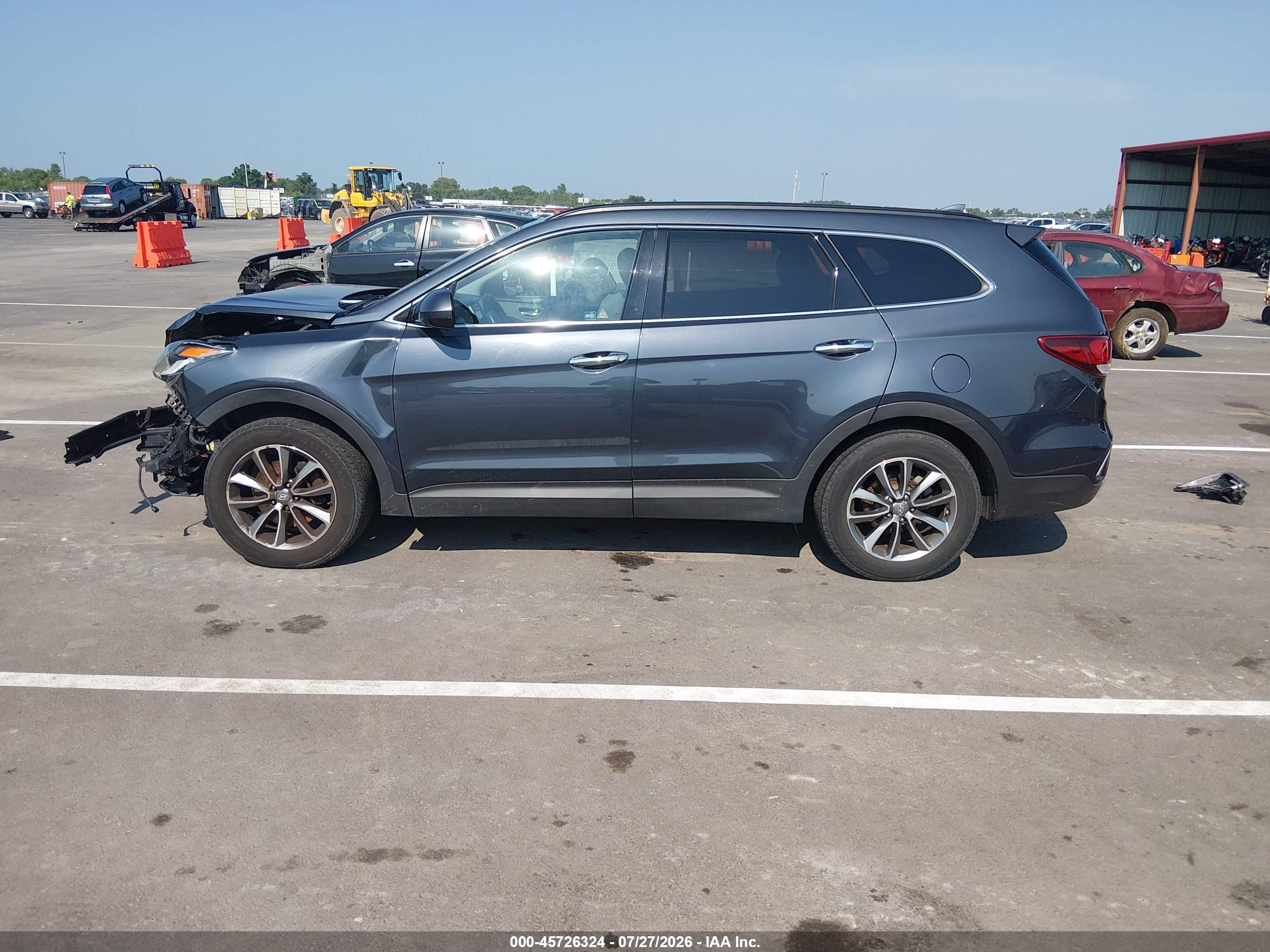 2017 HYUNDAI SANTA FE SE