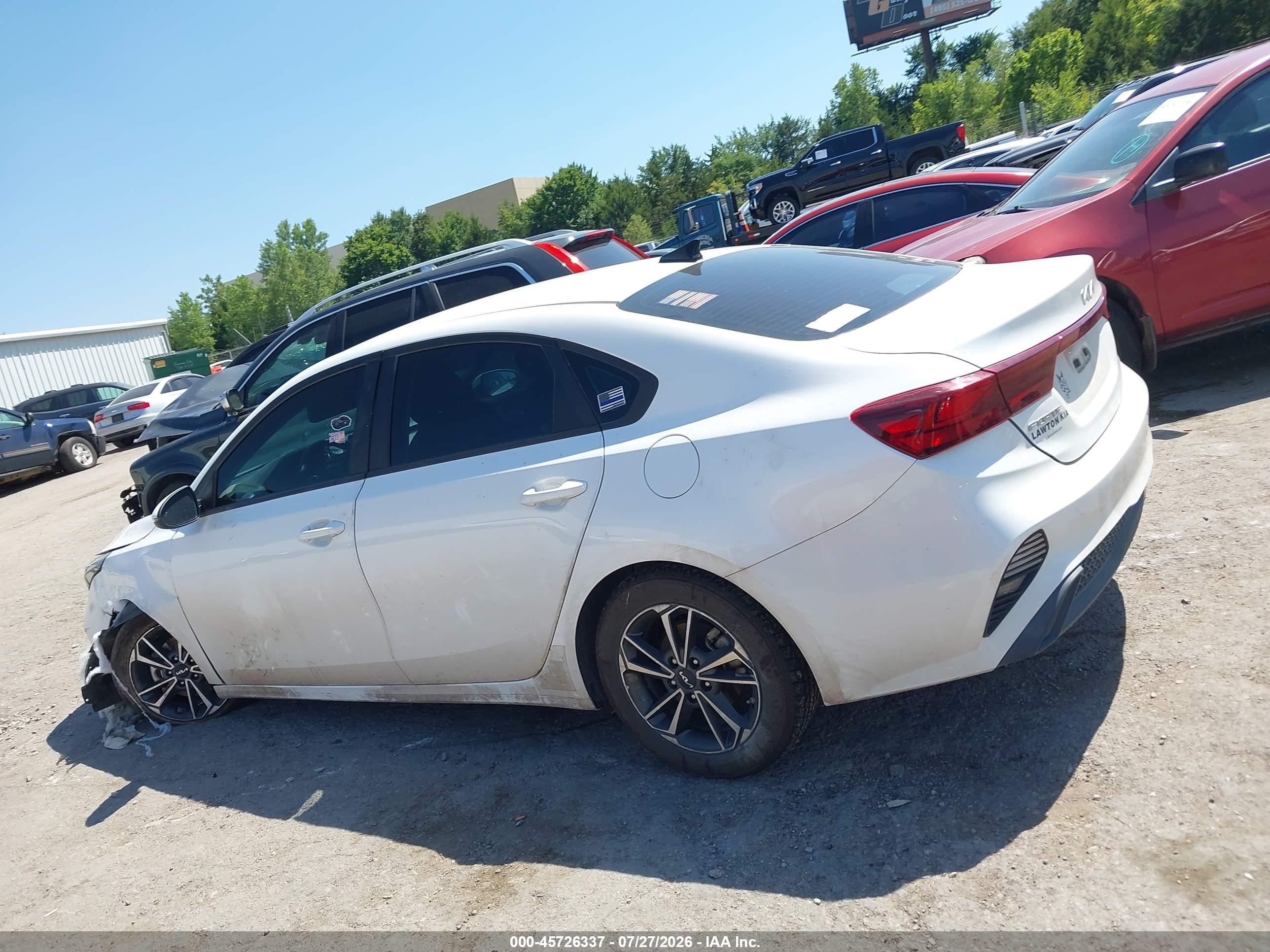 2022 KIA FORTE LXS