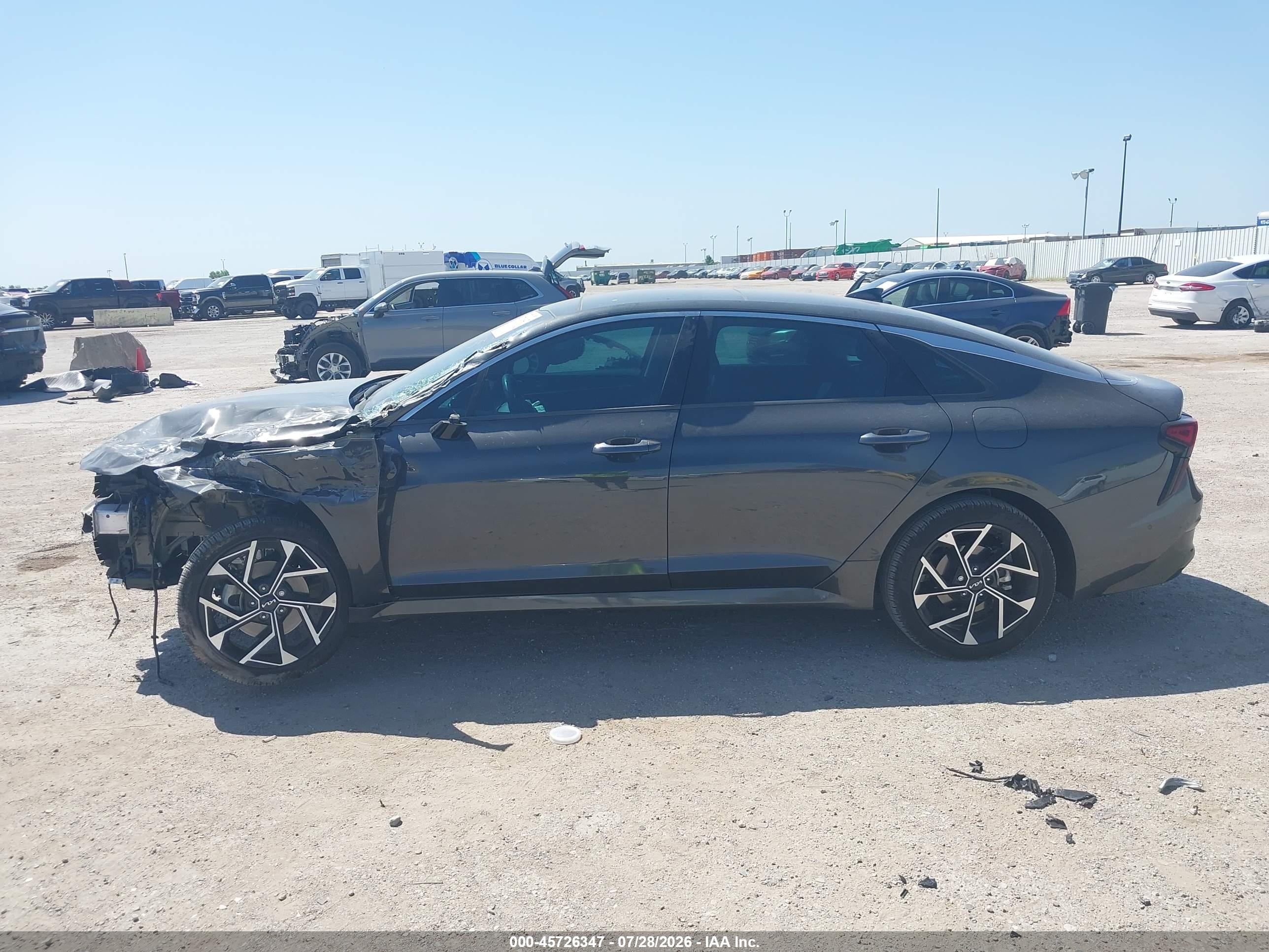 2025 KIA K5 EX