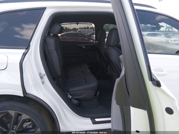 2025 AUDI Q7