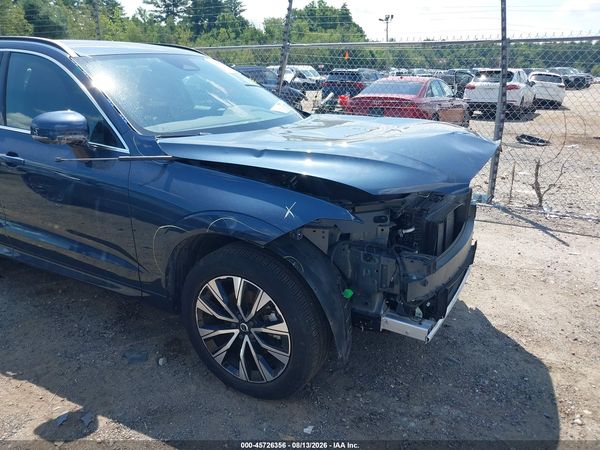 2023 VOLVO XC60 B5 CORE