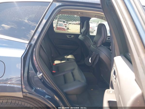 2023 VOLVO XC60 B5 CORE