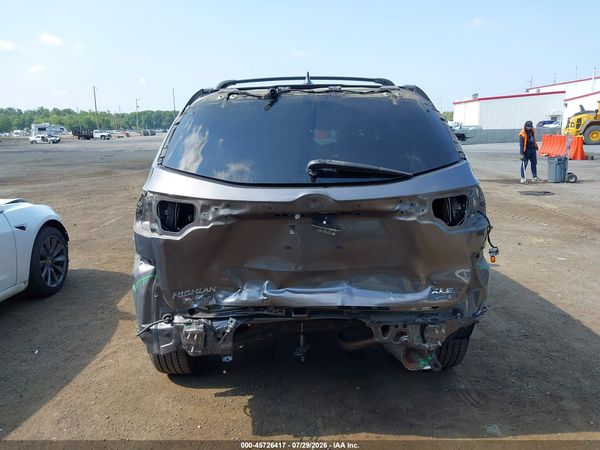 2017 TOYOTA HIGHLANDER XLE