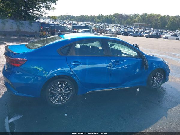 2022 KIA FORTE GT-LINE