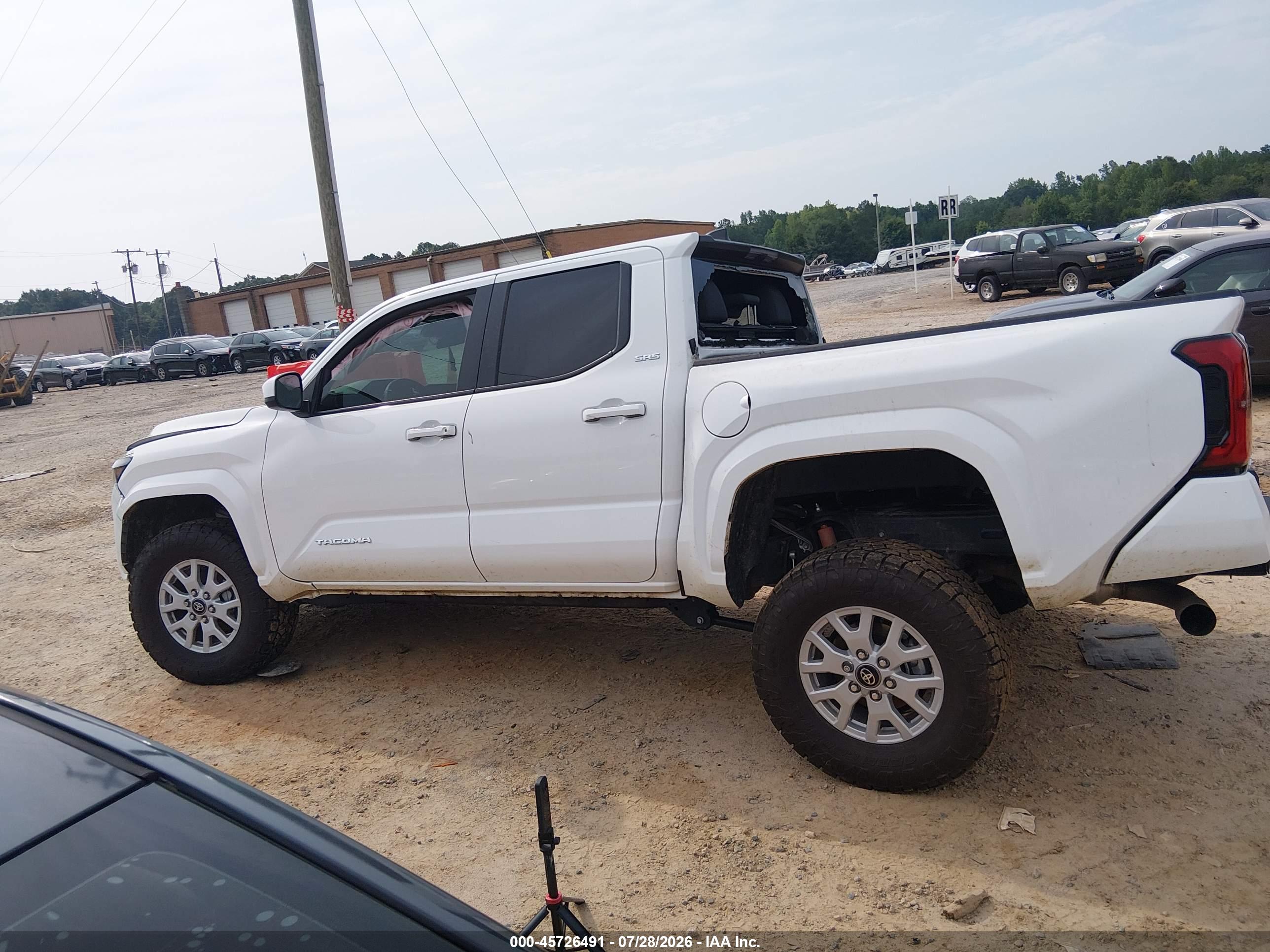 2026 TOYOTA TACOMA SR5
