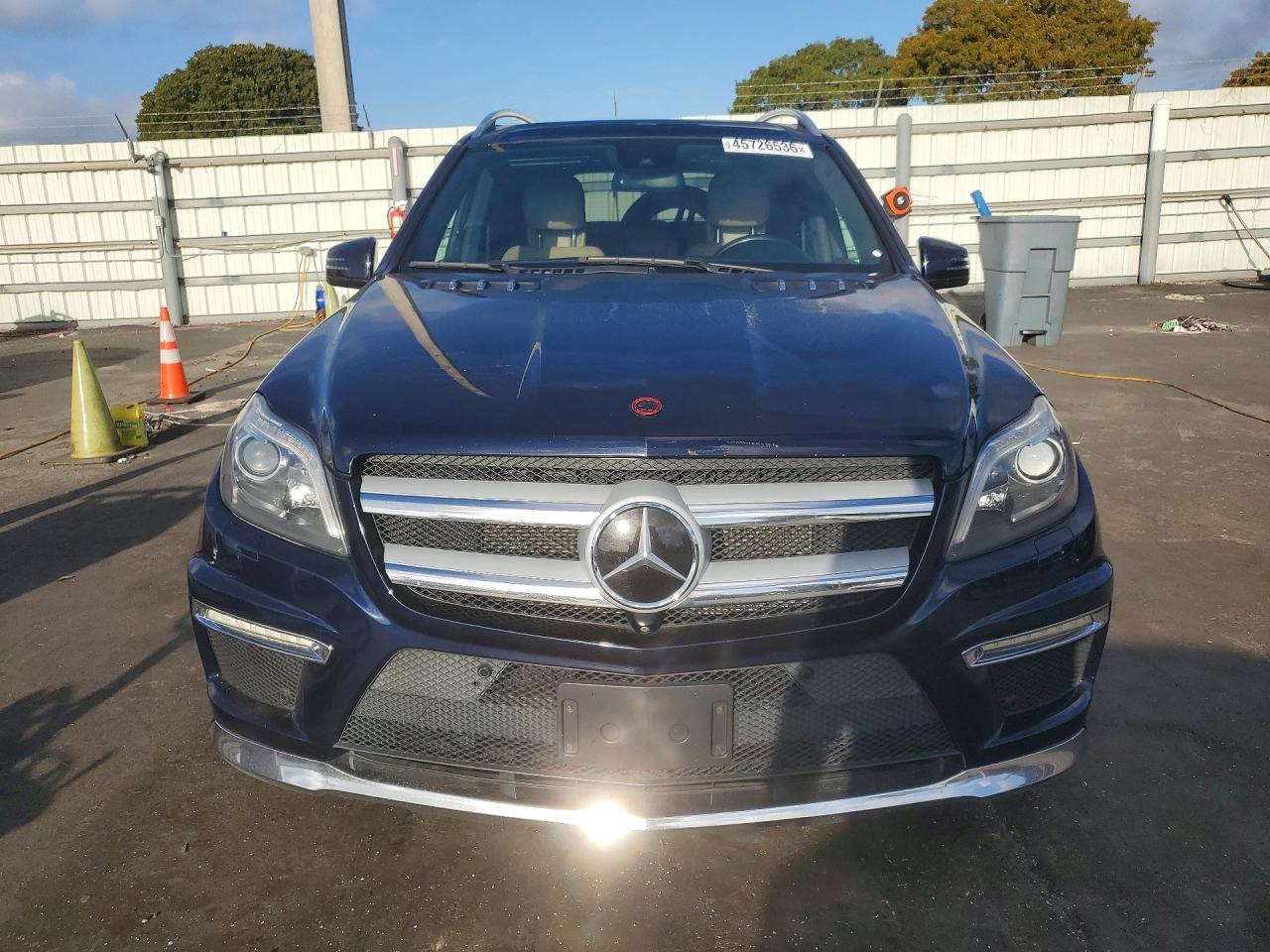 2015 MERCEDES-BENZ GL GL550 4MATIC