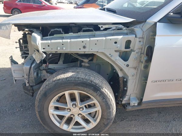 2023 JEEP GRAND CHEROKEE L LAREDO 4X2