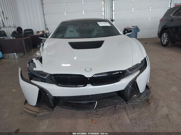 2015 BMW I8