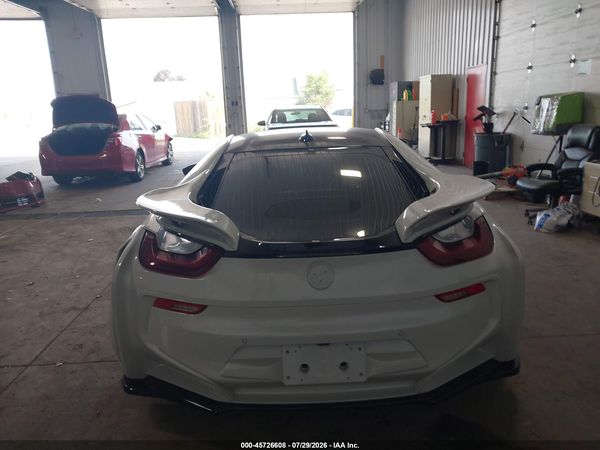 2015 BMW I8