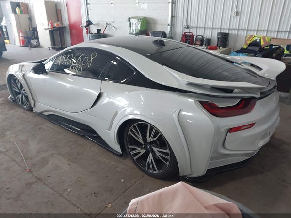 2015 BMW I8