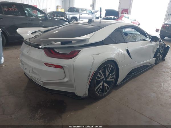 2015 BMW I8