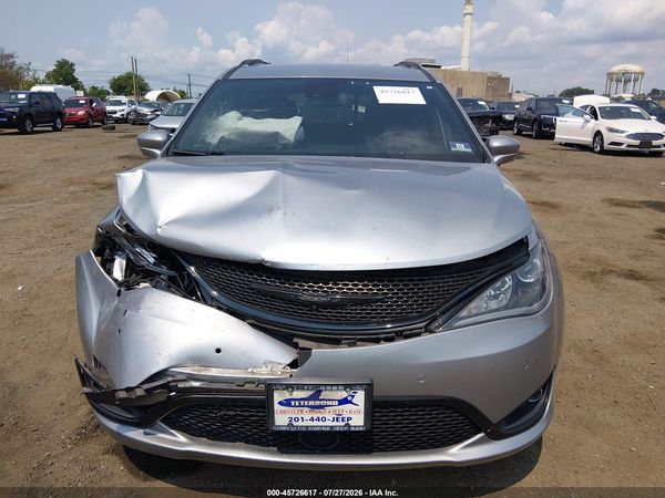 2020 CHRYSLER PACIFICA TOURING L PLUS