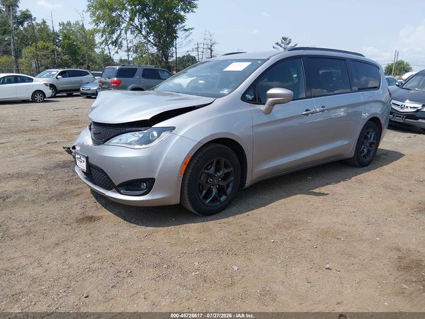 2020 CHRYSLER PACIFICA TOURING L PLUS