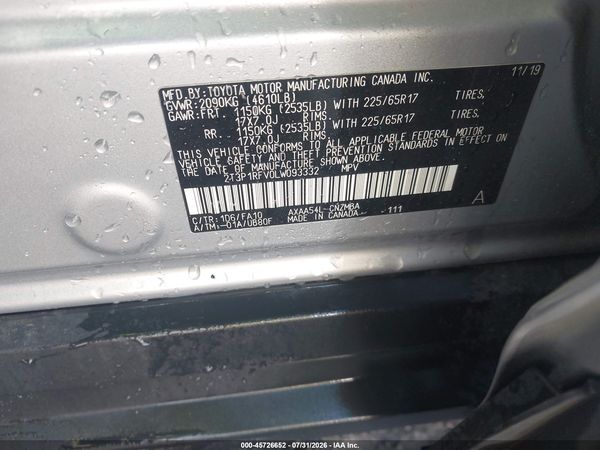 2020 TOYOTA RAV4 XLE