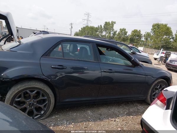2016 CHRYSLER 300 300S — I116