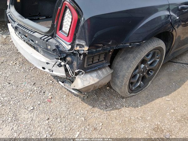 2016 CHRYSLER 300 300S — I152