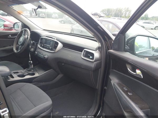 2017 KIA SORENTO 2.4L LX