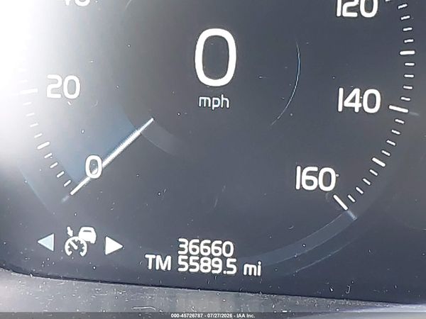 2020 VOLVO XC90