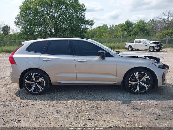 2025 VOLVO XC60 B5 ULTRA