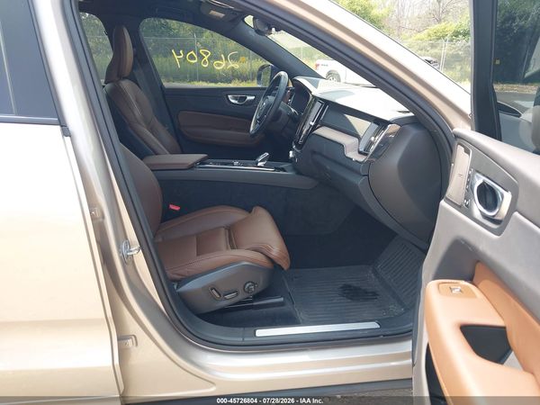 2025 VOLVO XC60 B5 ULTRA