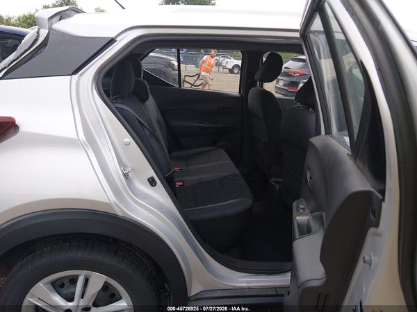 2019 NISSAN KICKS S