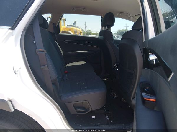 2016 KIA SORENTO 2.4L LX