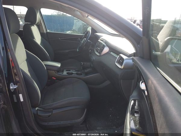 2016 KIA SORENTO 2.4L LX