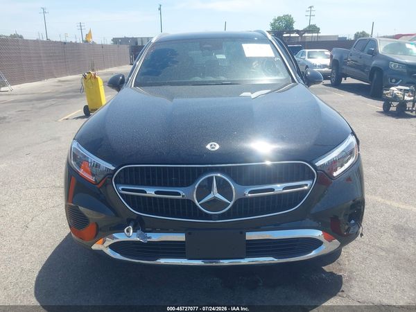 2026 MERCEDES-BENZ GLC 300 SUV