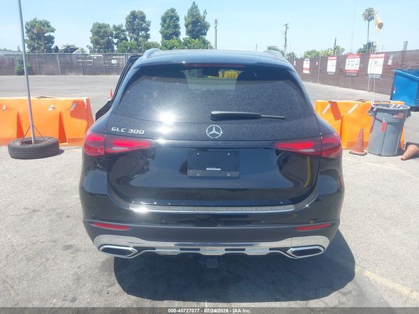 2026 MERCEDES-BENZ GLC 300 SUV