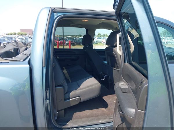 2013 CHEVROLET SILVERADO 1500 LT — I8