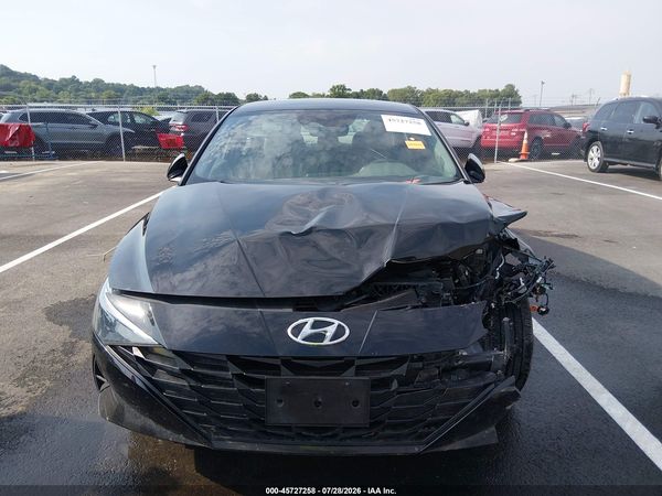 2022 HYUNDAI ELANTRA SEL