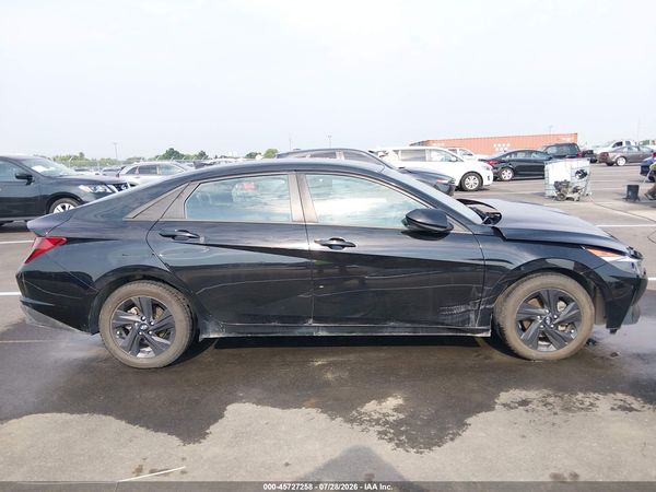 2022 HYUNDAI ELANTRA SEL