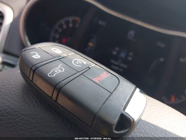 2019 JEEP GRAND CHEROKEE LAREDO