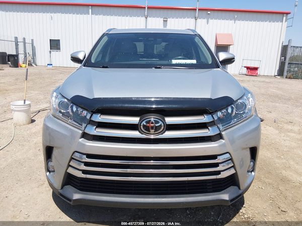 2017 TOYOTA HIGHLANDER LIMITED