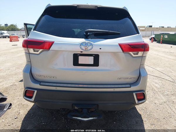 2017 TOYOTA HIGHLANDER LIMITED