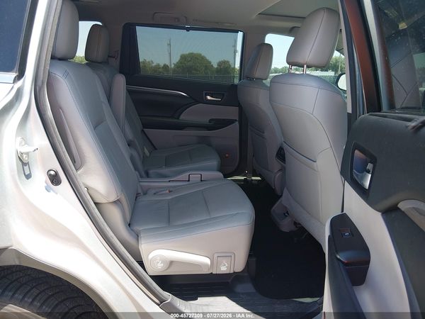 2017 TOYOTA HIGHLANDER LIMITED