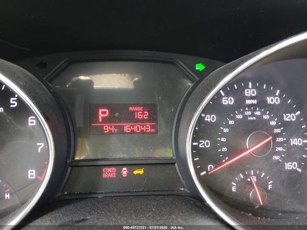 2016 KIA SEDONA LX