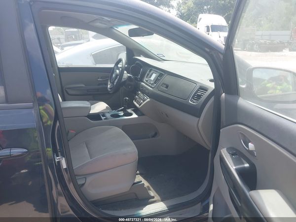 2016 KIA SEDONA LX