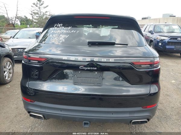 2019 PORSCHE CAYENNE