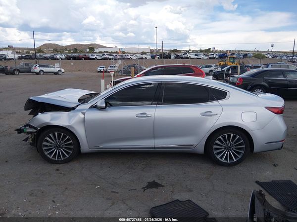 2018 KIA CADENZA