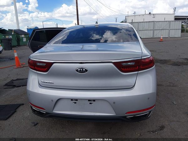 2018 KIA CADENZA PREMIUM