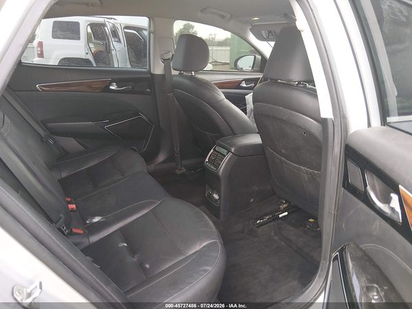 2018 KIA CADENZA PREMIUM