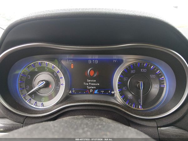 2018 CHRYSLER 300 TOURING — I7