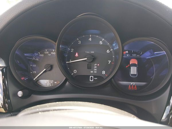 2025 PORSCHE MACAN T