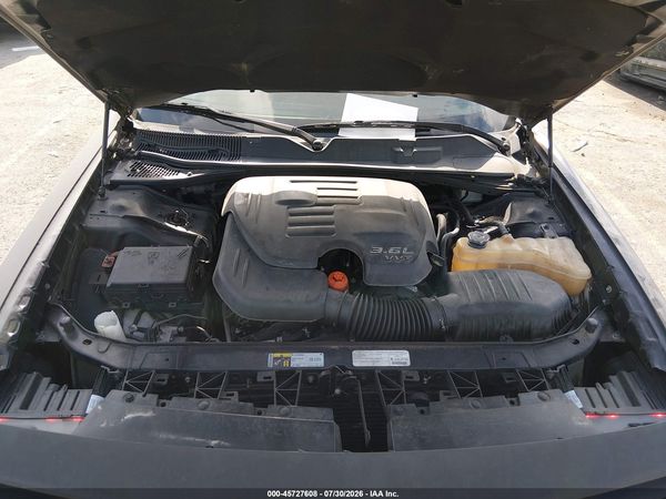 2016 DODGE CHALLENGER SXT