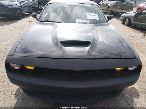 2016 DODGE CHALLENGER SXT
