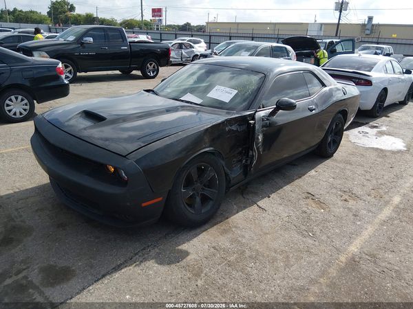 2016 DODGE CHALLENGER SXT