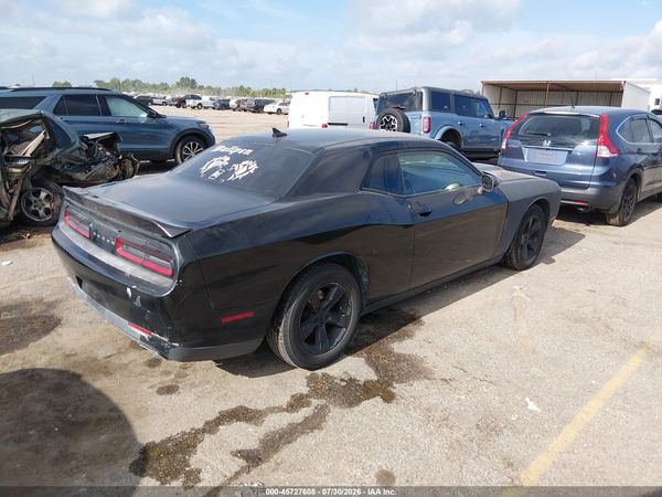 2016 DODGE CHALLENGER SXT