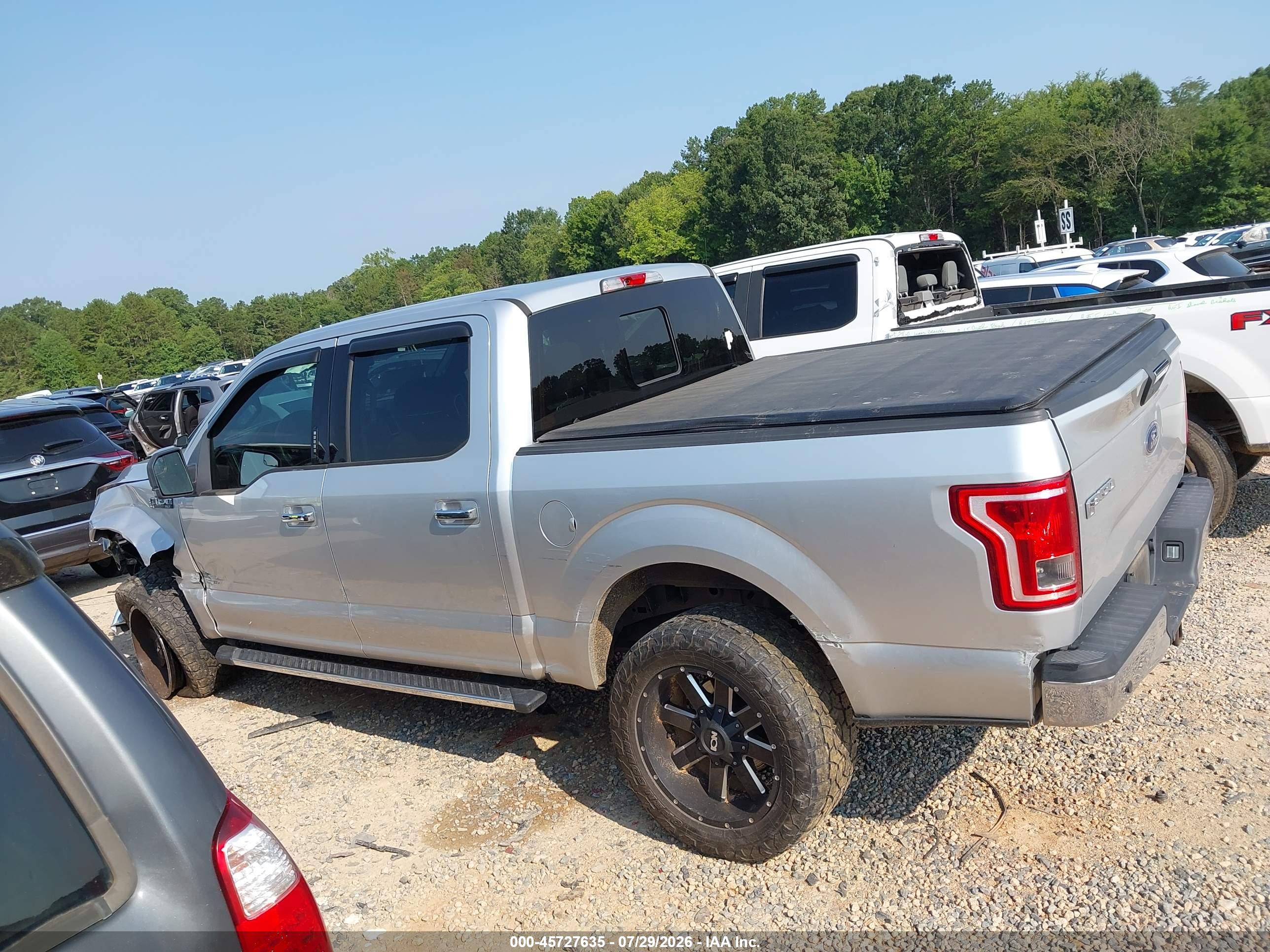 2017 FORD F-150 XLT